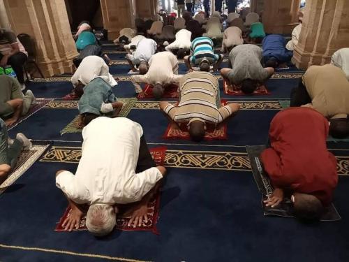 صلاة الجمعة 8